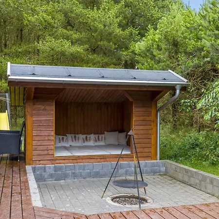 Dom wakacyjny Patrizia - 1km From The Sea By Interhome *